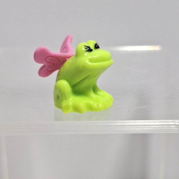 Barbie Fairytopia Frog Enchanted Meadows Figure  Pink Butterfly Wings - Picture 3 of 11